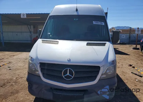 2015 Mercedes-Benz Sprinter 2500 z USA, uszkodzony, nr VIN WD3PE7DC7F5983214